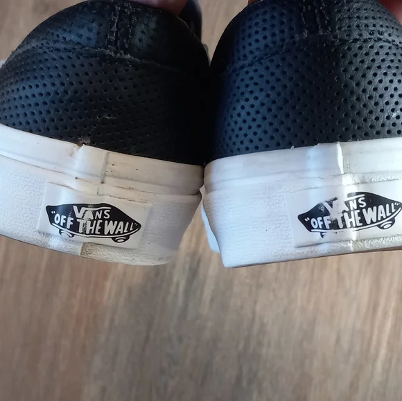 Vans Unisex Sneakers - Picture 7 of 9